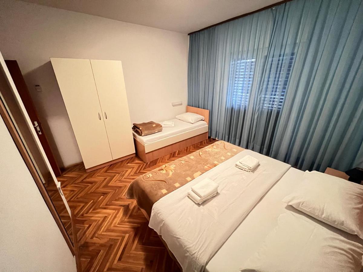 Apartments Piculjan Лопар Екстер'єр фото