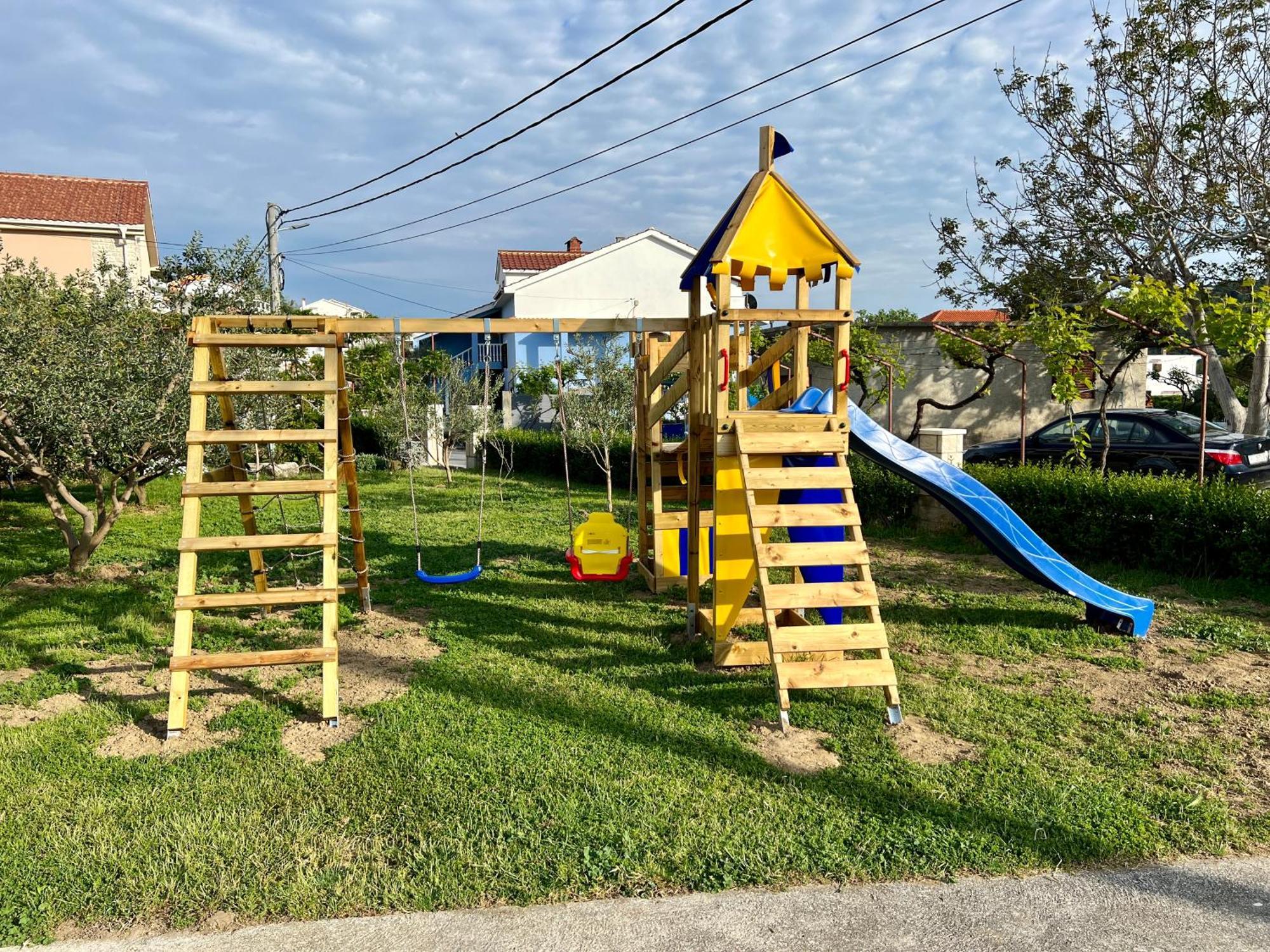 Apartments Piculjan Лопар Екстер'єр фото
