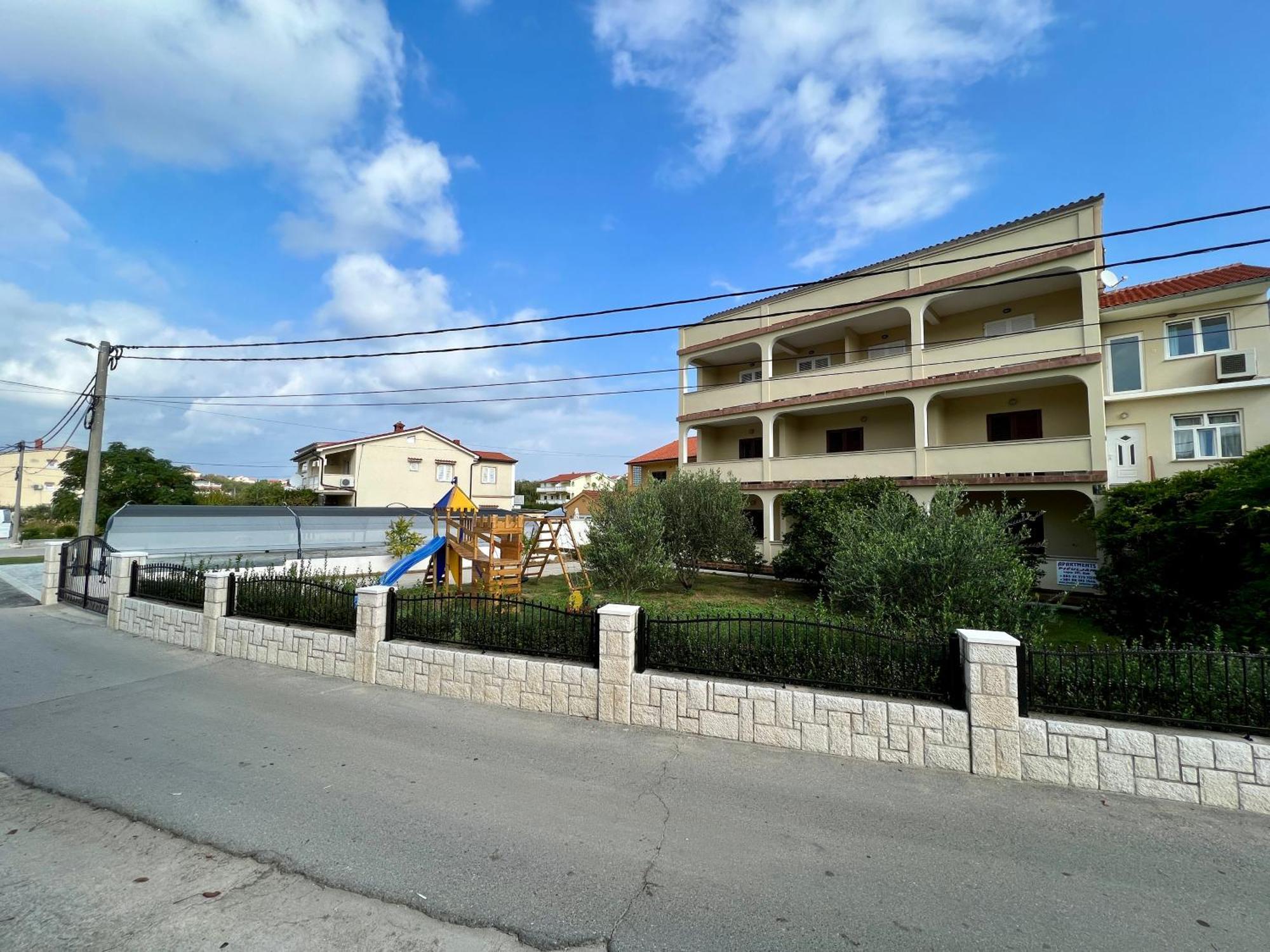 Apartments Piculjan Лопар Екстер'єр фото